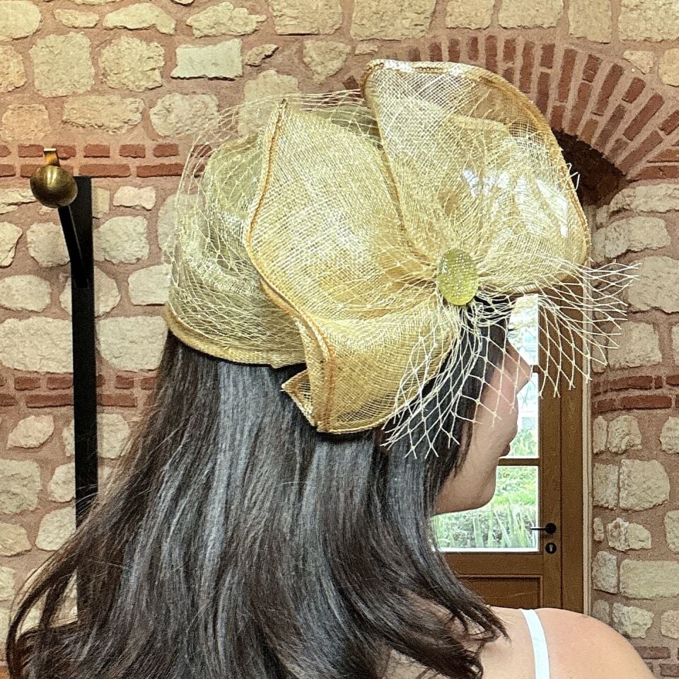Diana Gold Bej  Renk Vualet Kep 20 cm