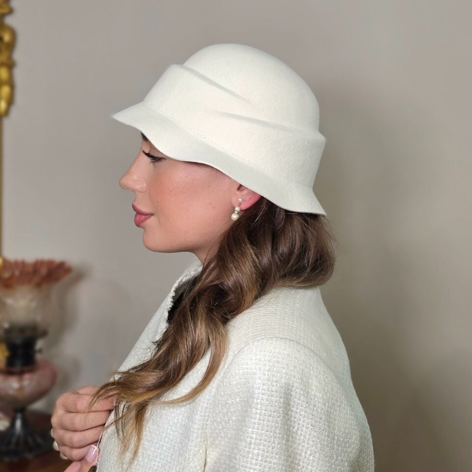 Camilla Krem Renk Şapka