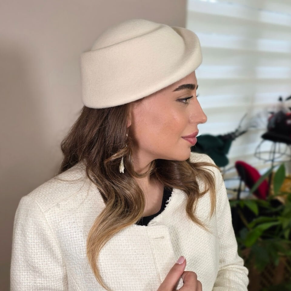Astrid Krem Renk Şapka