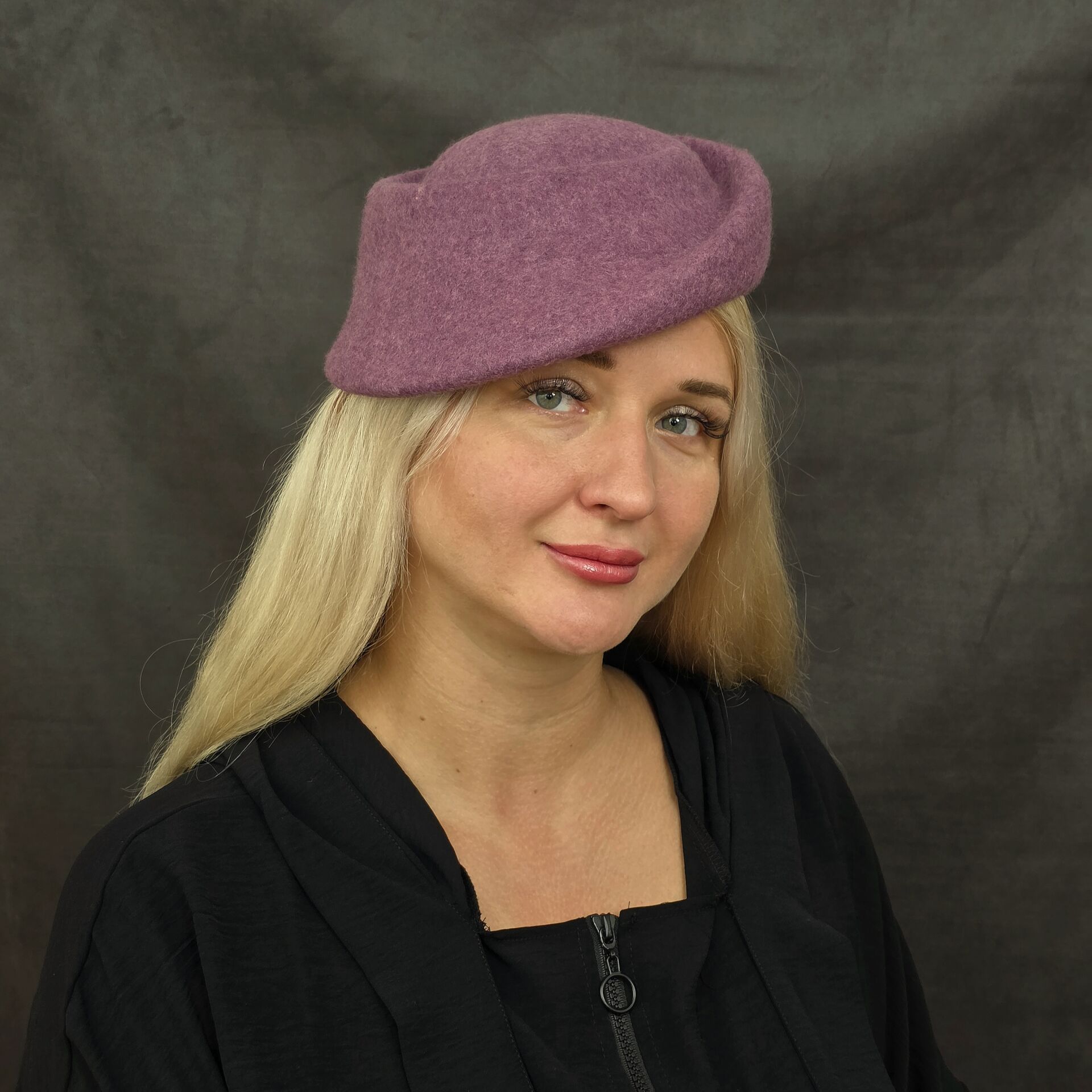 Astrid Mor Lavanta Renk Şapka 24 cm