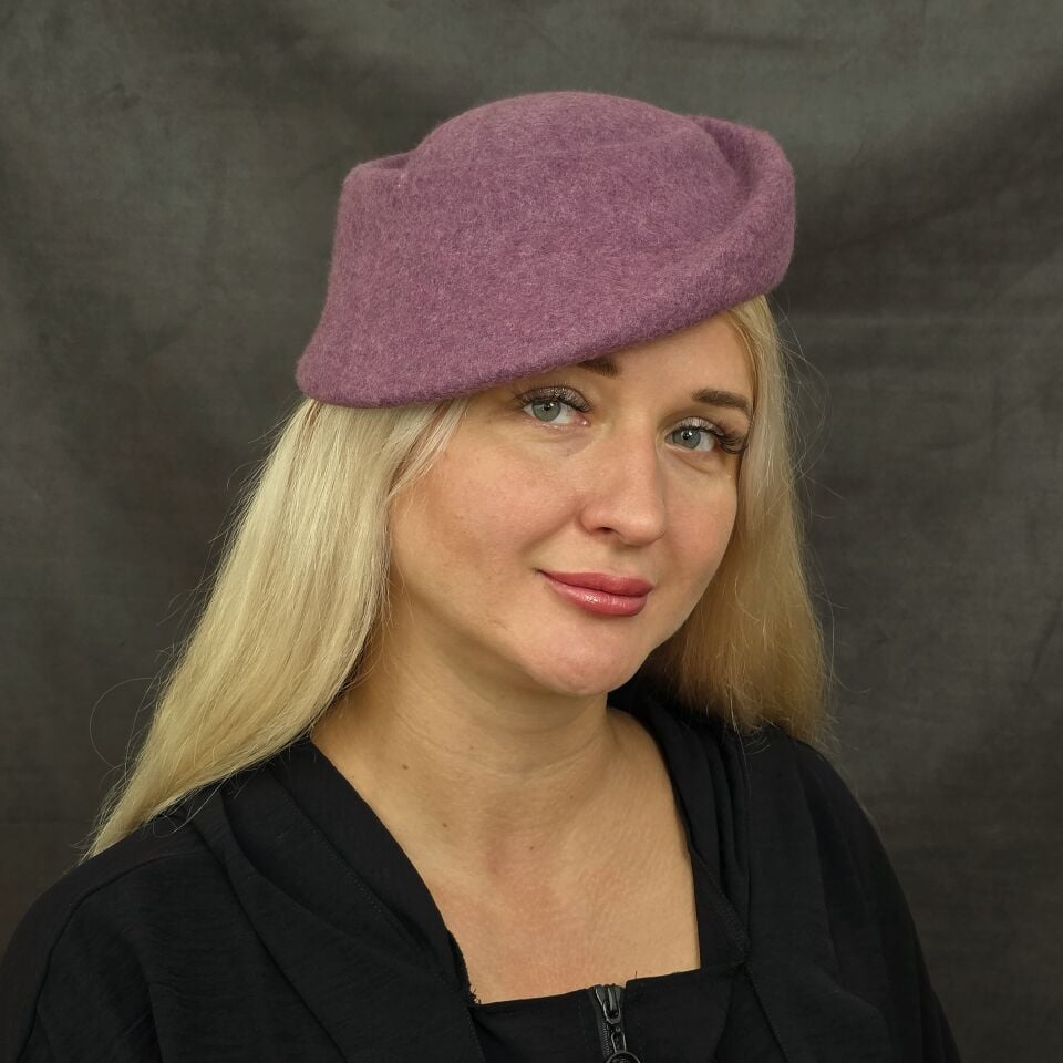 Astrid Mor Lavanta Renk Şapka 24 cm