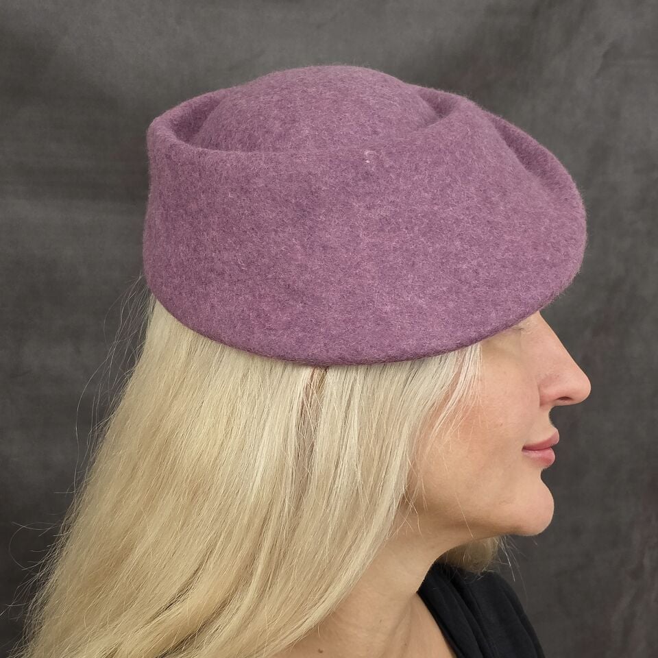 Astrid Mor Lavanta Renk Şapka 24 cm
