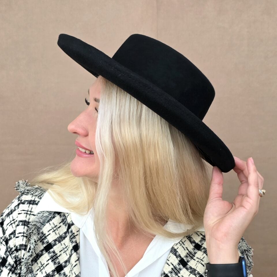 Valencia Siyah Renk Şapka 38 cm