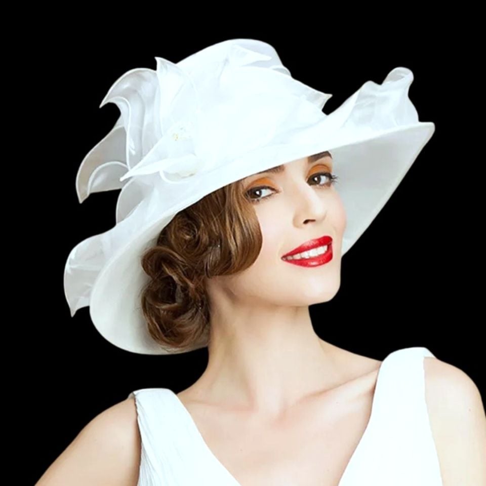 Caroline Kırık Beyaz Renk Dut İpekli   Elegan Şapka 43 cm Özel Şapka Kutulu