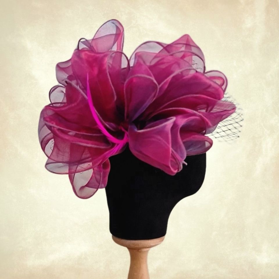 Carol Fuşya Pembe Renk Alternatifli  Elegan  Şapka 45 cm Özel Şapka Kutulu