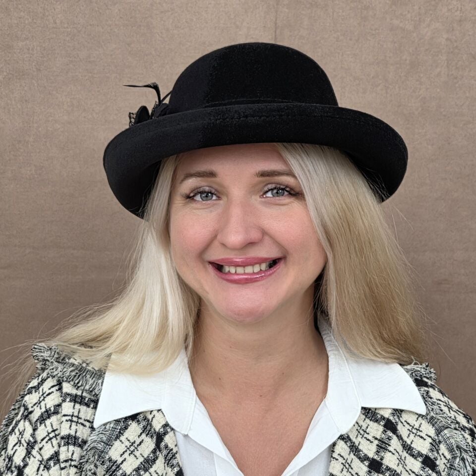 Carol Siyah Renk Şapka