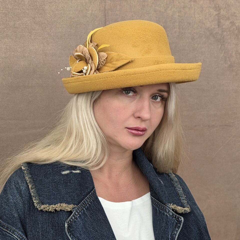 Carol Sarı Renk Şapka