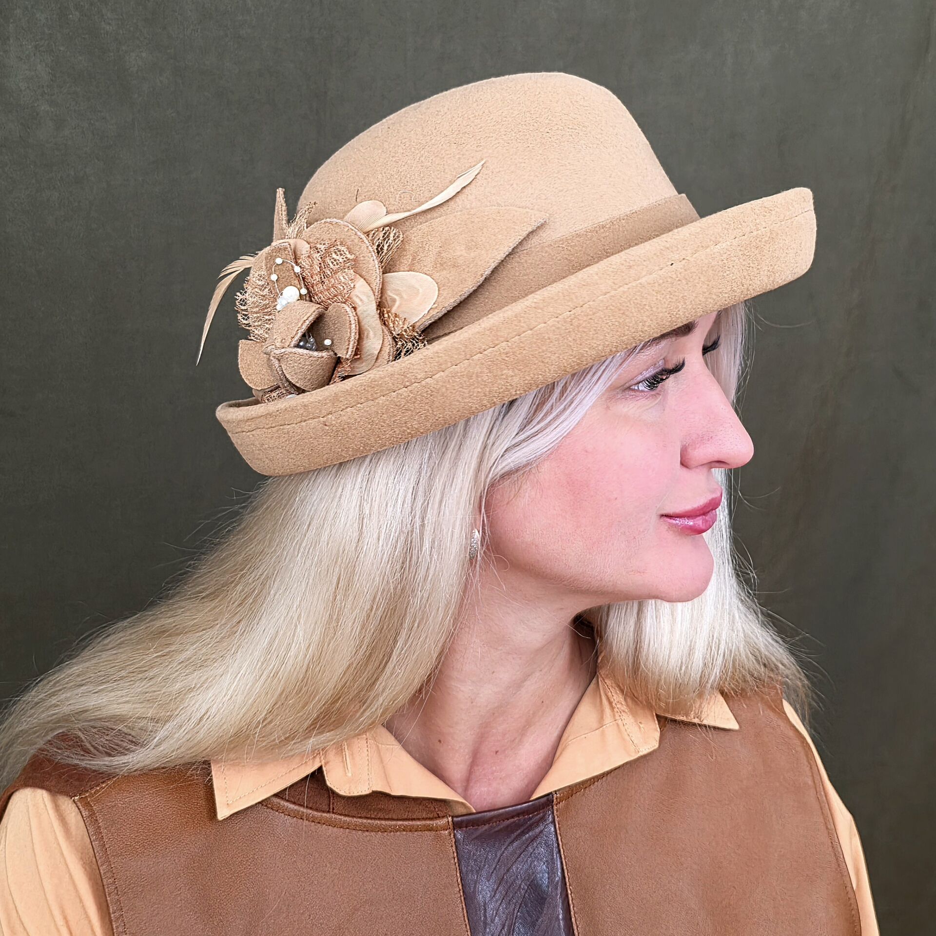 Carol Camel Renk Şapka