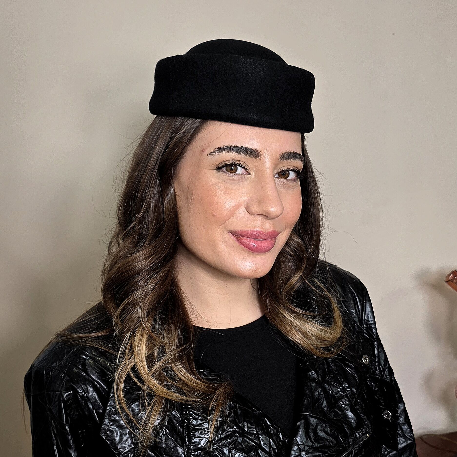 Diana Siyah Renk Vualet Şapka