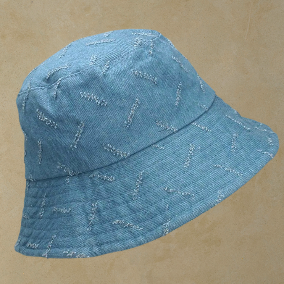 Chloe Açık Mavi Kot Şapka 33 cm