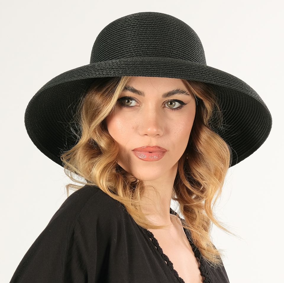 Hepburn Siyah Renk Şapka 38 cm