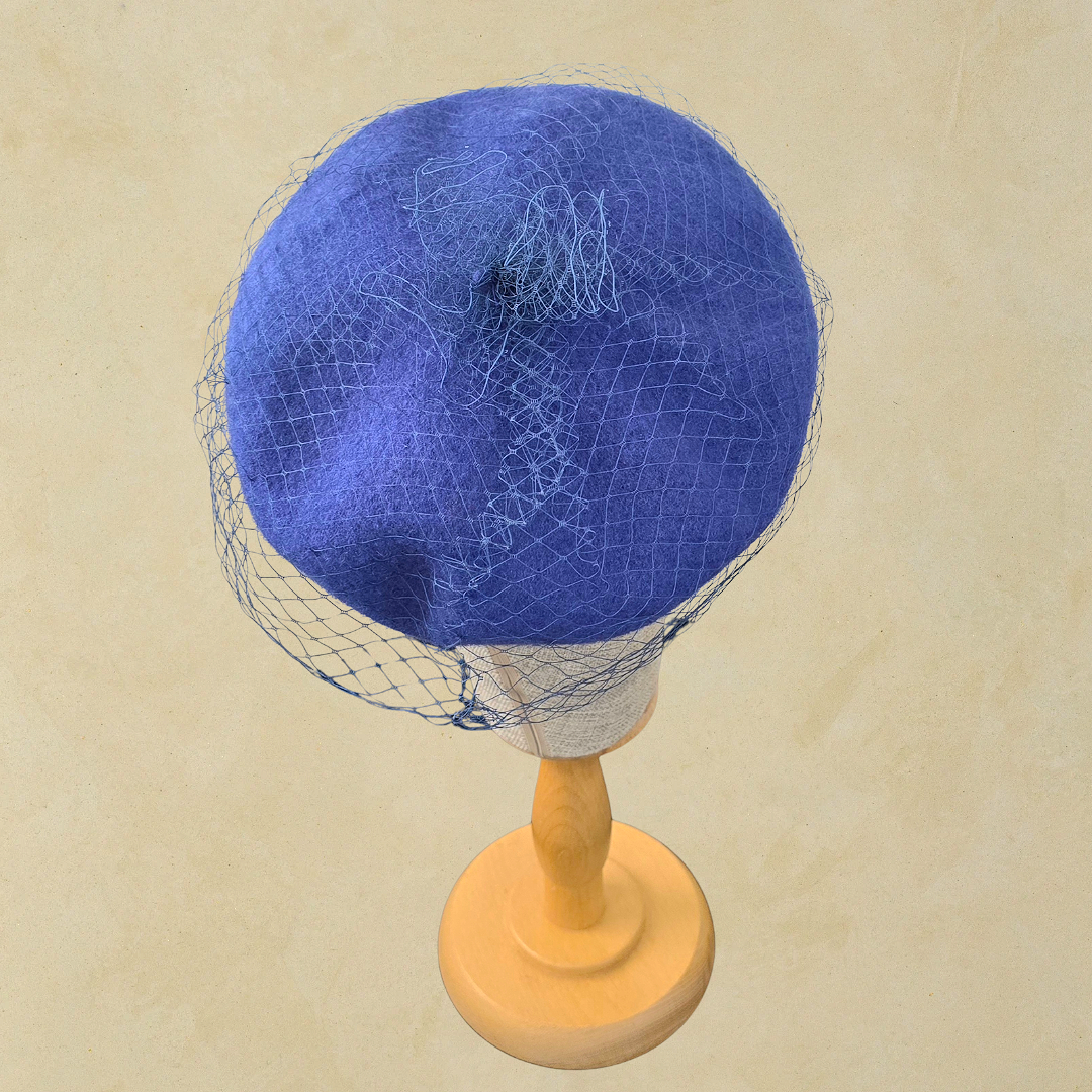 Amata Denim Mavi  Renk Ressam Bere Yetişkin Boy