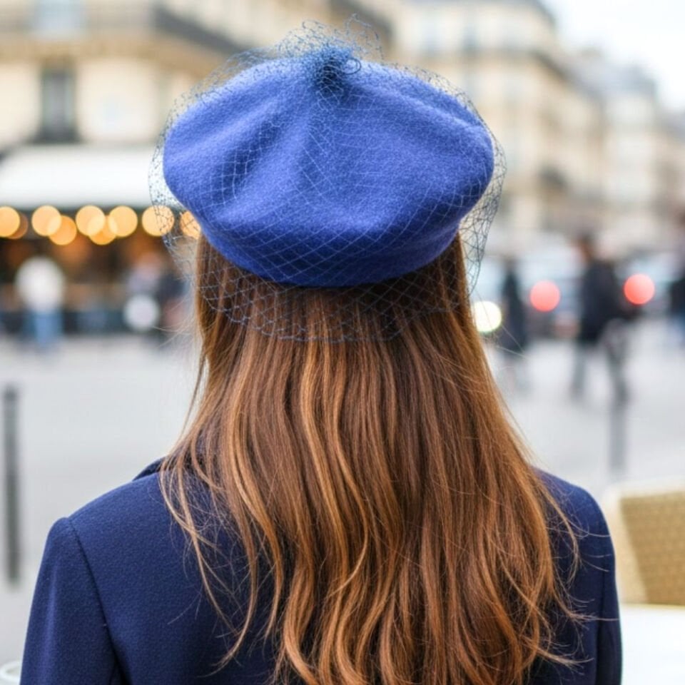 Amata Denim Mavi   Ressam Bere Yetişkin Boy