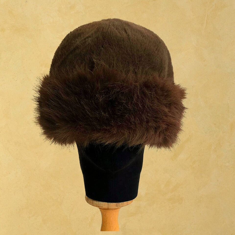 Anna Kahverengi Renk Peluş Şapka