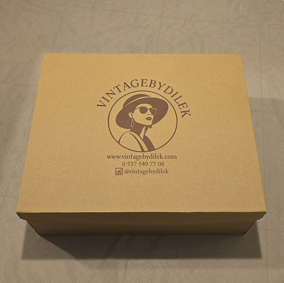 Anna Capicino Renk Peluş Şapka