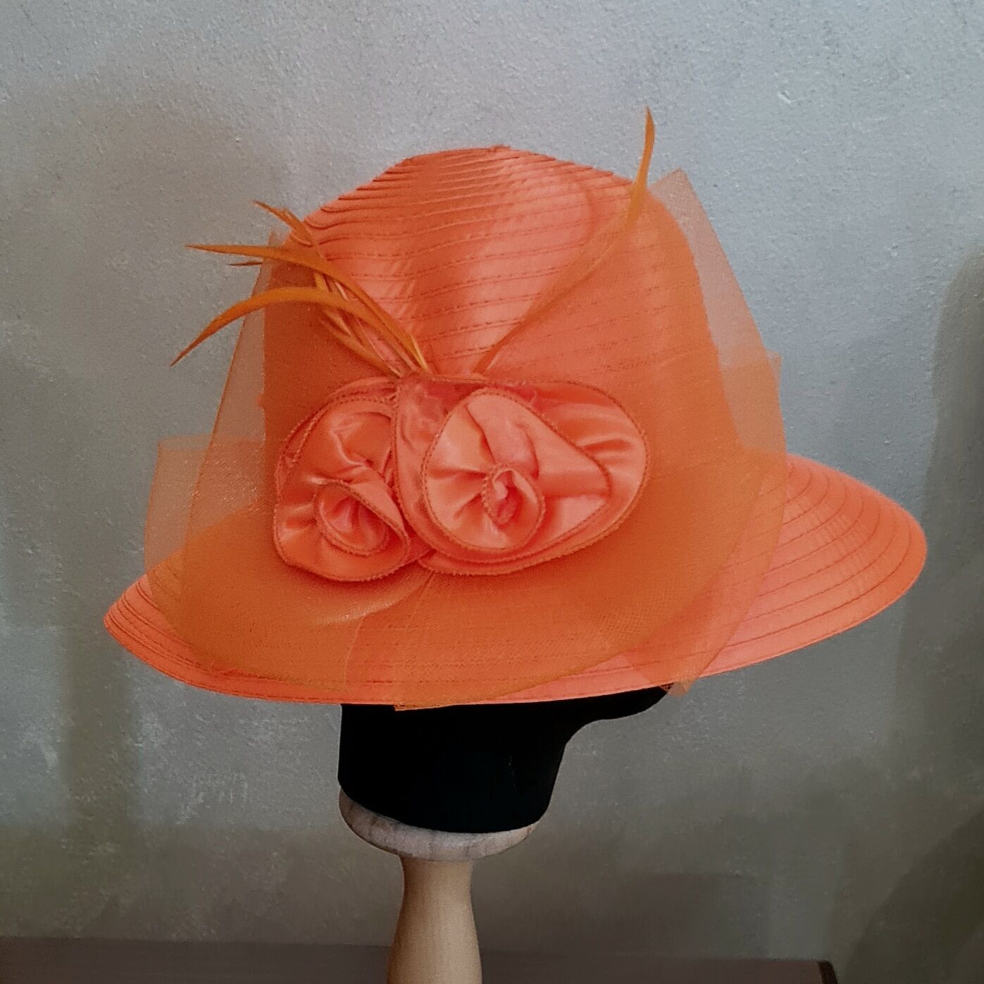 Margaret Turuncu Renk Şapka 35 cm