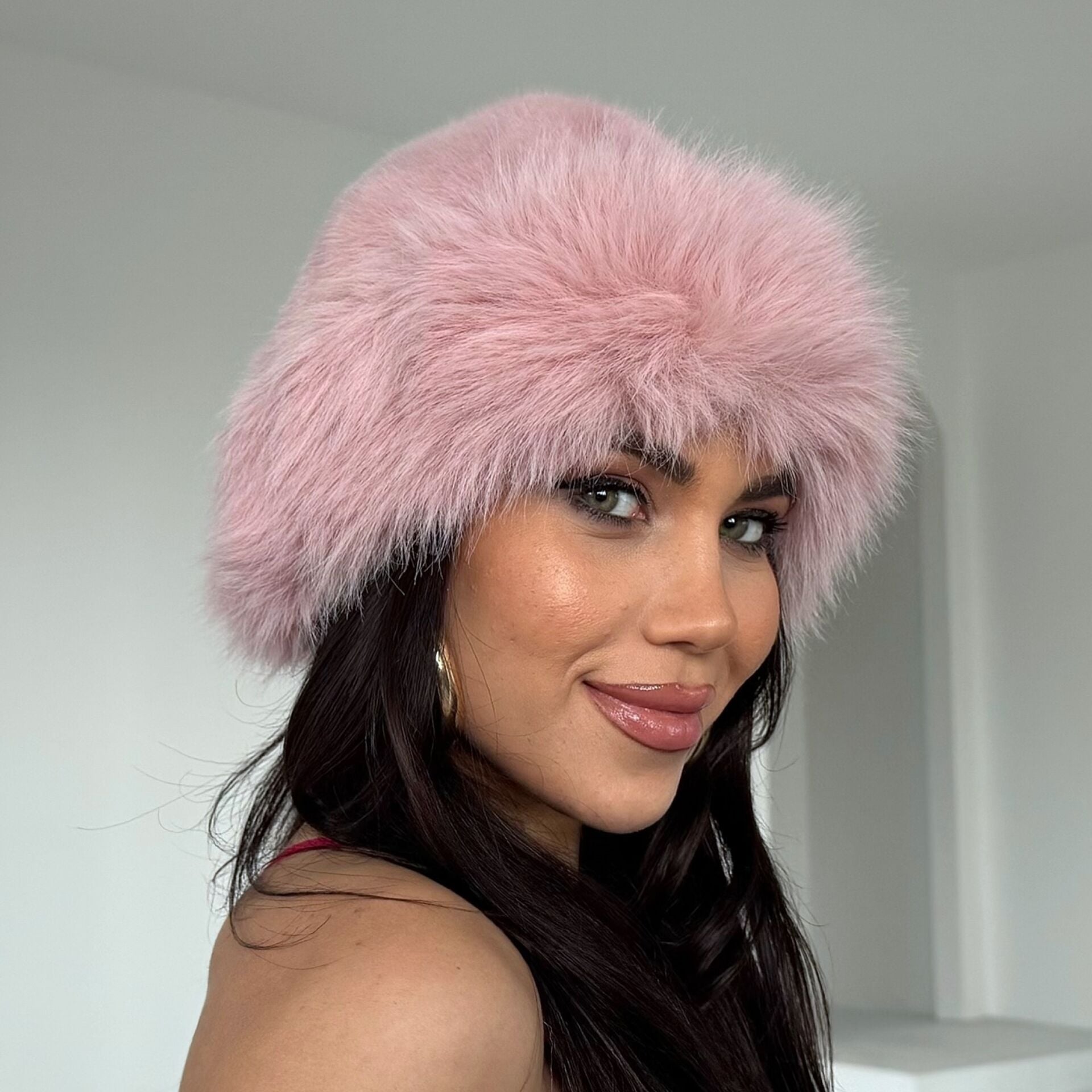 Anna Pembe Renk Peluş Şapka