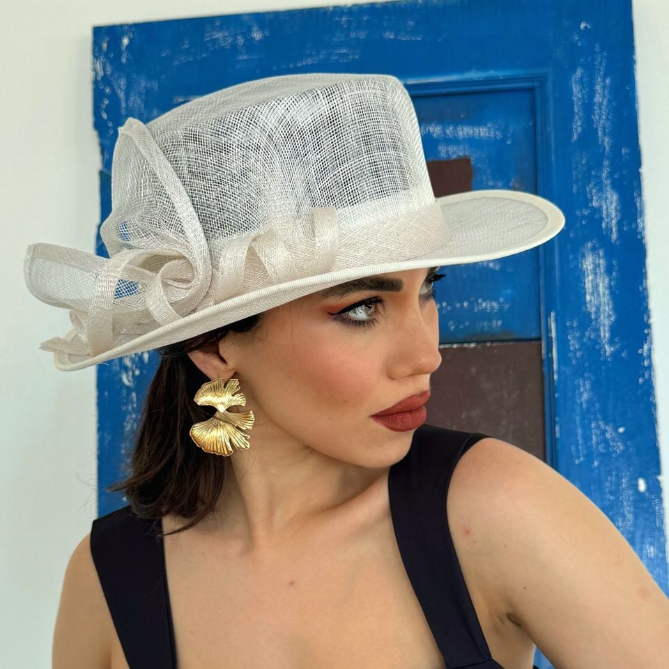 Mais Ekru Renk  Elegan Şapka 33 cm - Özel Kutulu