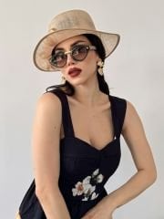 Mais Bej Renk Elegan Şapka 33 cm Özel Şapka Kutulu