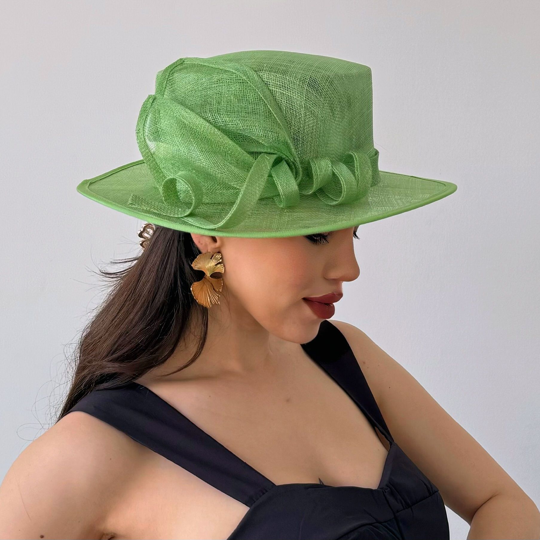 Mais Yeşil Renk Elegan  Şapka 33 cm - Özel Kutulu