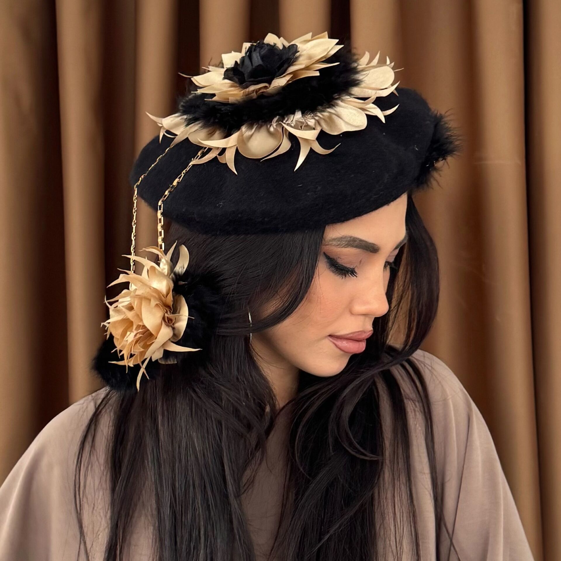 Amata Siyah Renk Ressam Bere Yetişkin Boy