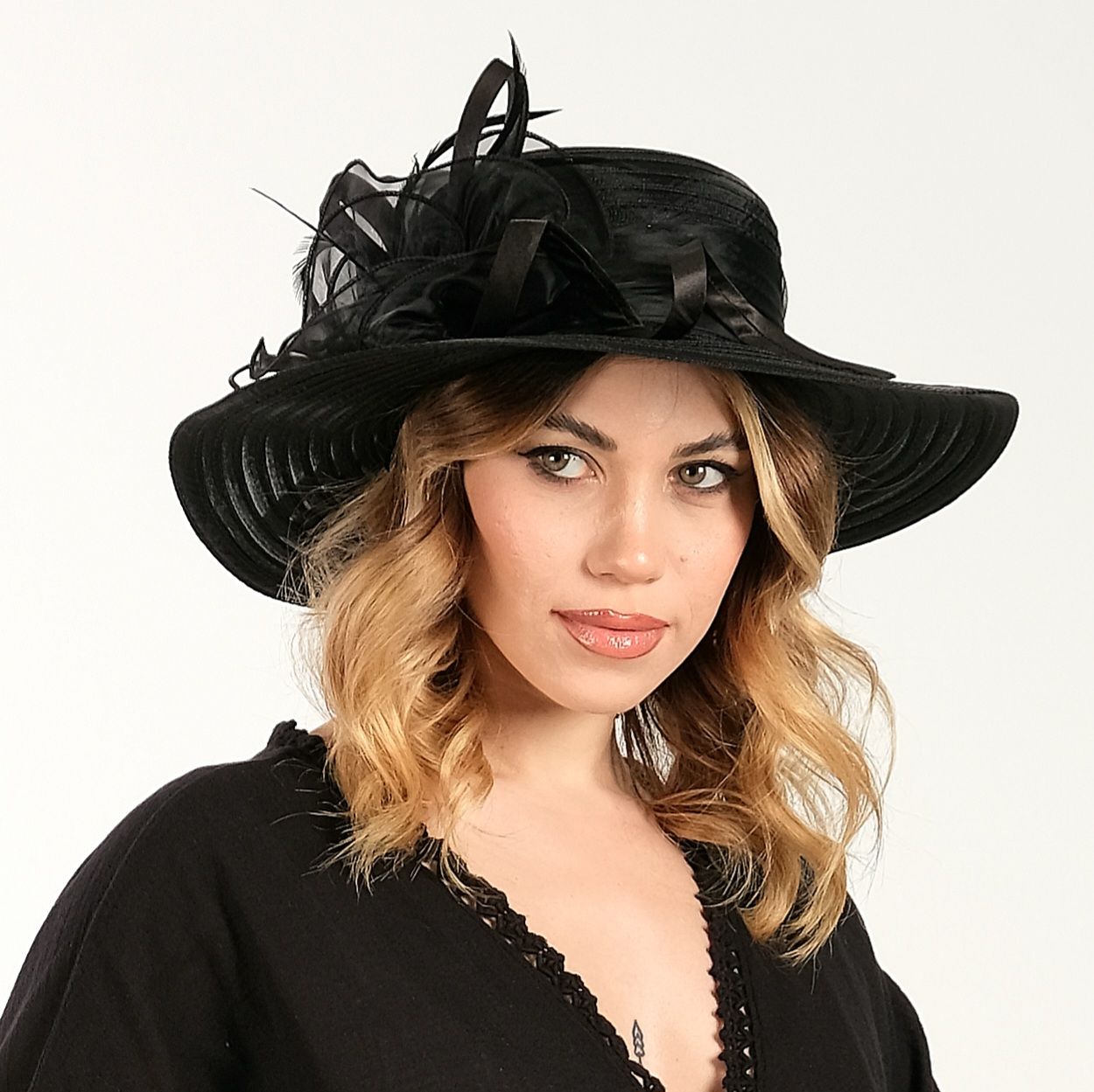 Jolie Siyah Renk Şapka 38 cm