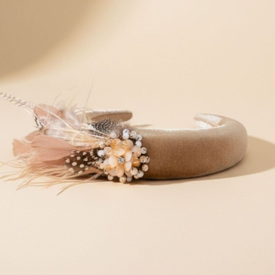 Mila Capicino Renk Taç