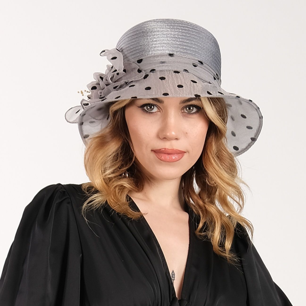 Louise Gri Renk Puantiyeli Şapka 32 cm