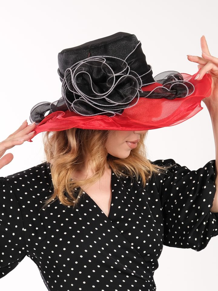 Valerie Kırmızı Siyah Renk  Şapka 42 cm