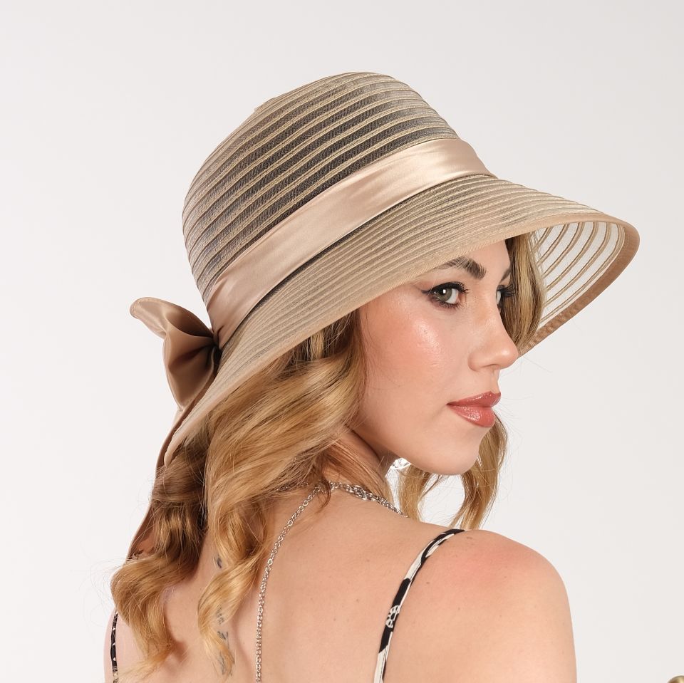 Helena Capicino Renk Şapka