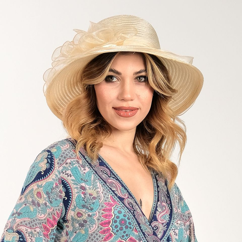 Diana Bej Renk Şapka 35 cm