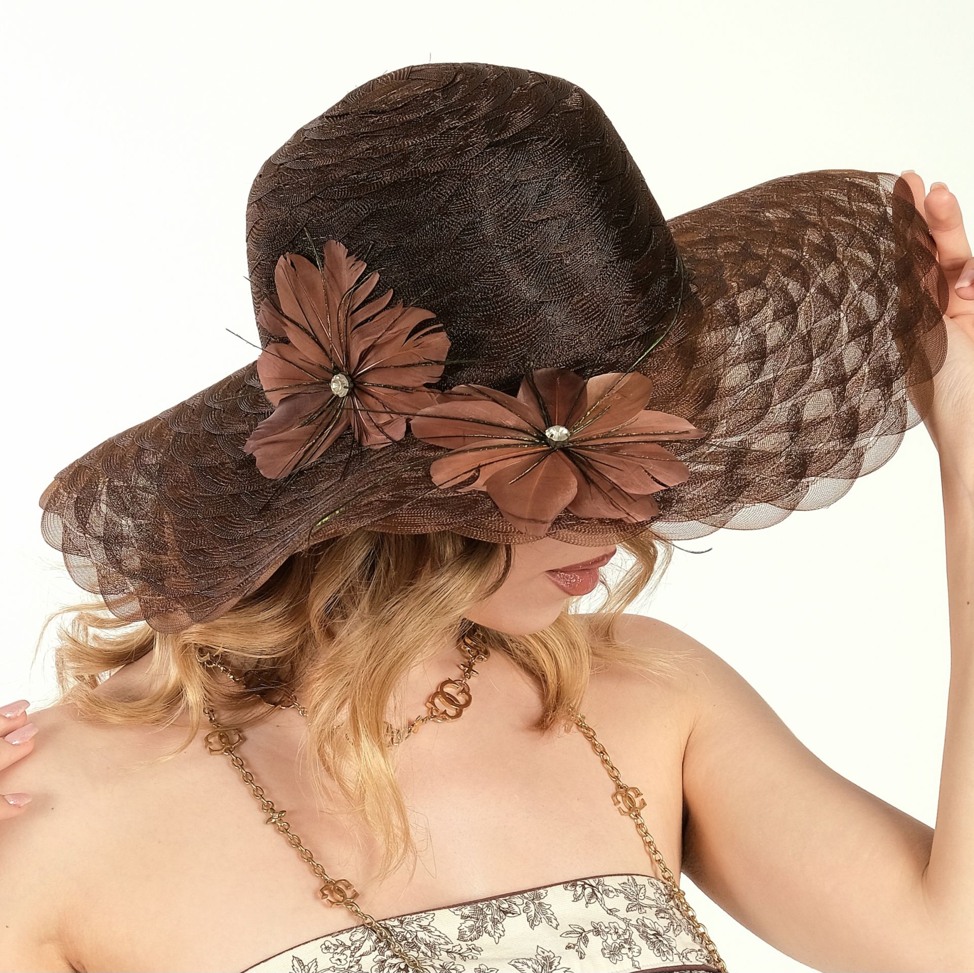 Victoria Kahverengi Renk Elegan  Şapka 42 cm