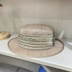 Belle Camel Renk  Elegan Şapka 32 cm Özel Şapka Kutulu