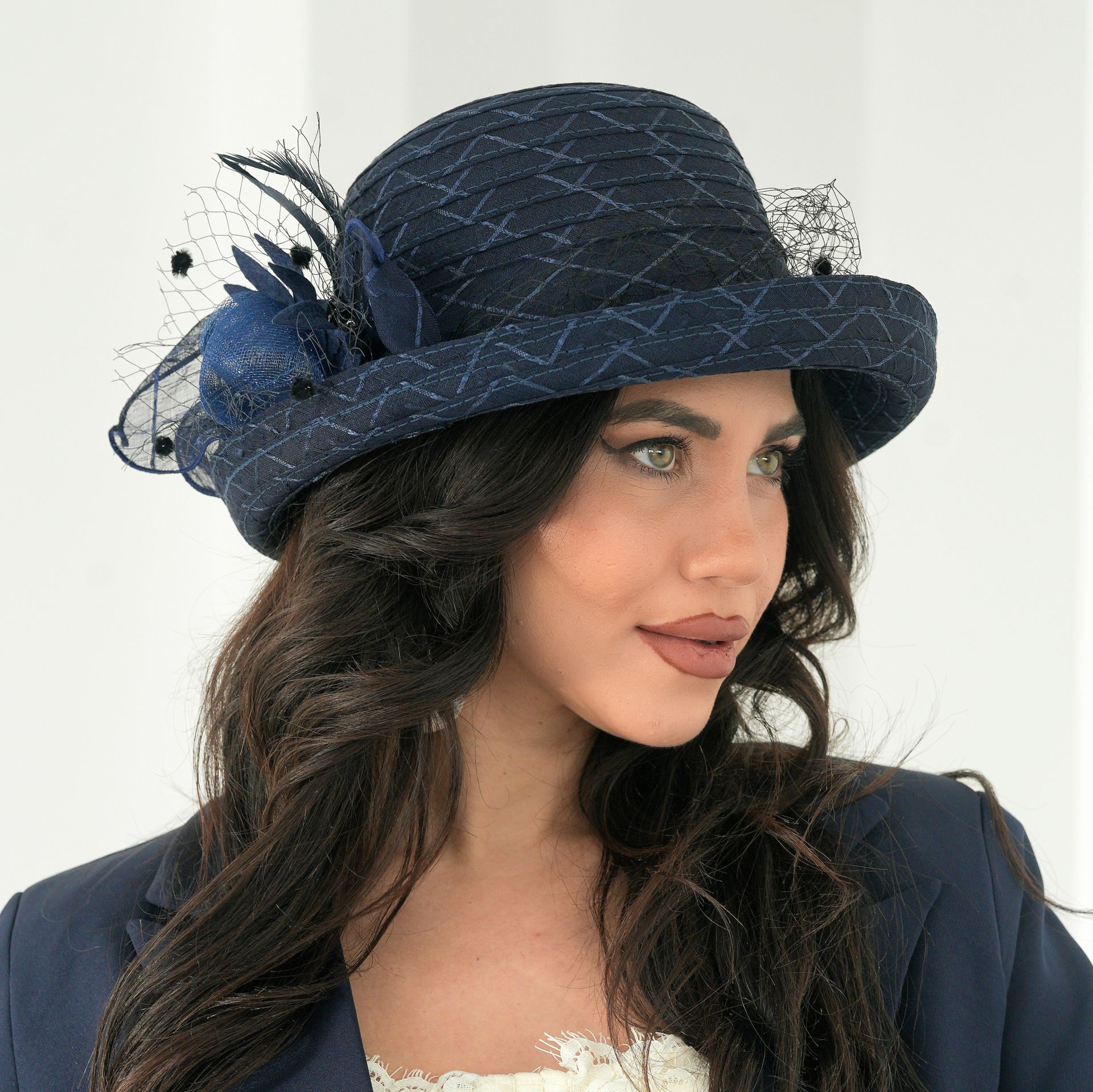 Elizabeth Lacivert Renk Alternatifli Şapka 28 cm