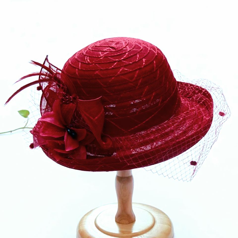 Elizabeth Koyu Kırmızı Renk Alternatifli Şapka 28 cm