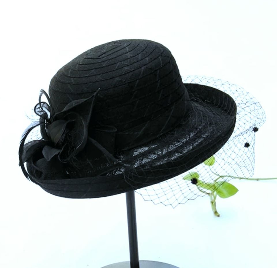 Elizabeth Siyah Renk Alternatifli Şapka 28 cm