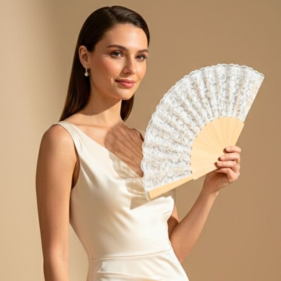 Beyaz Dantel Yelpaze Özel Kutulu