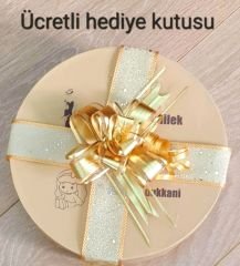 Karlotta Krem Renk Şapka 35 cm