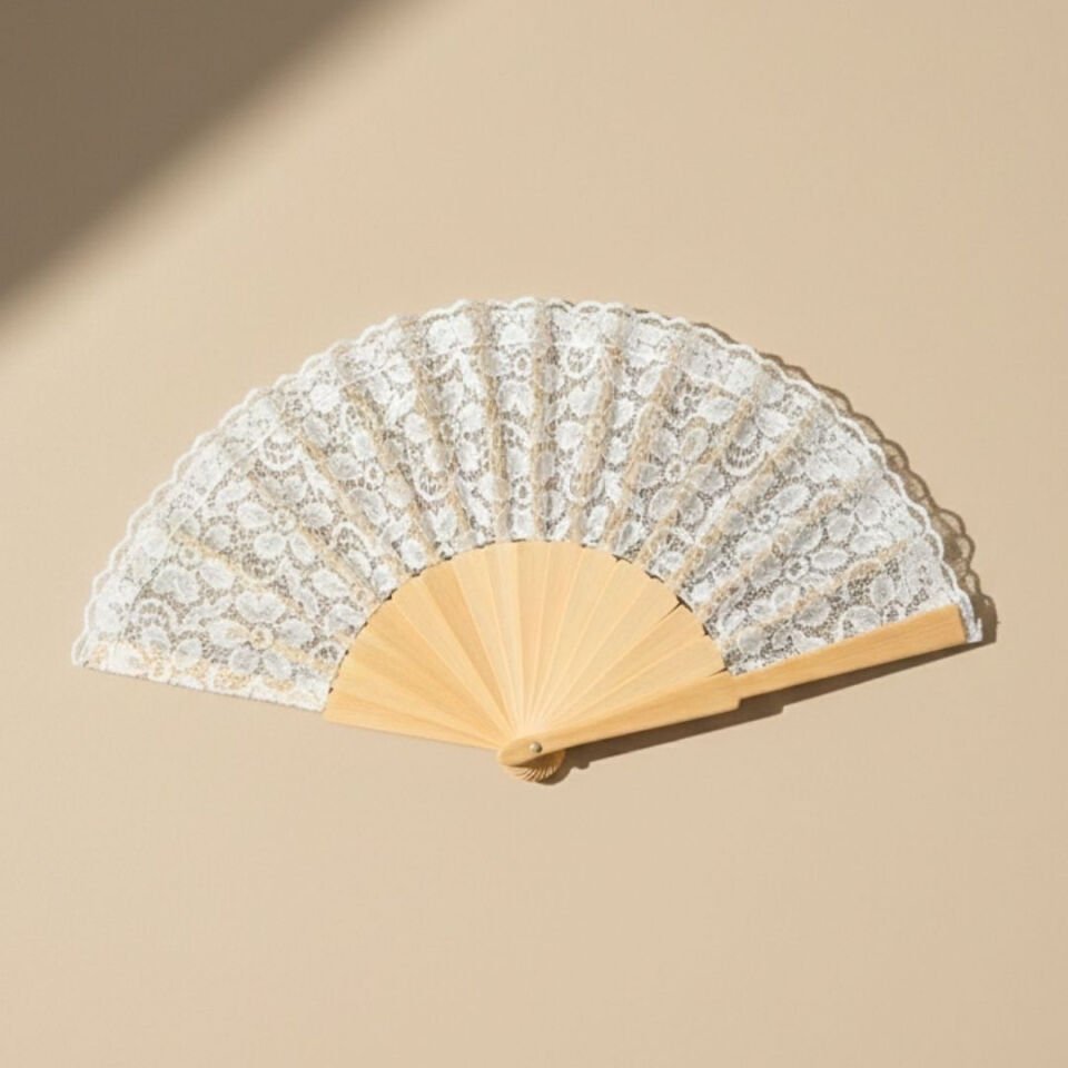 Beyaz Dantel Yelpaze Özel Kutulu