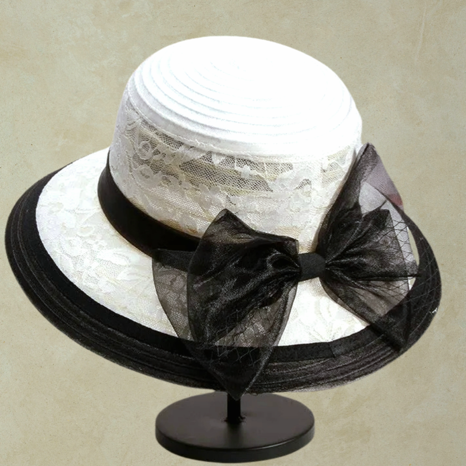Beatrice Siyah Beyaz Renk Şapka 35 cm