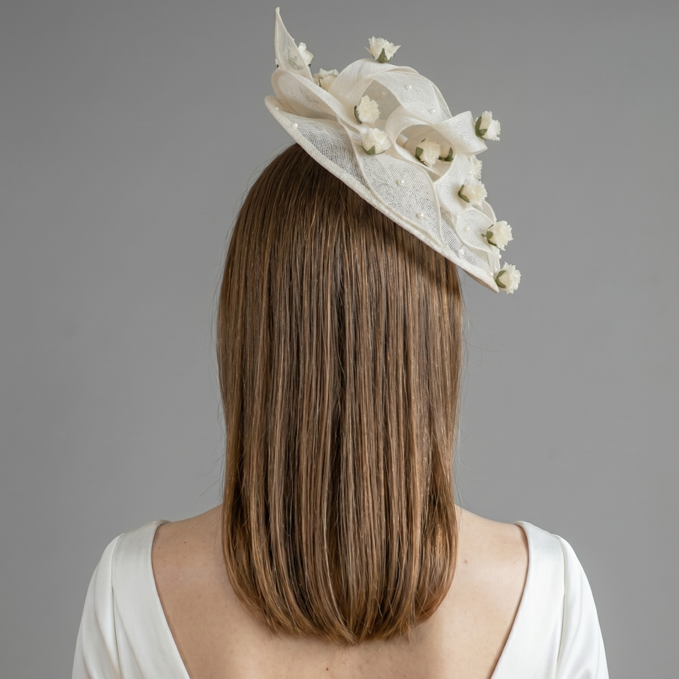 Hanna Ekru Çiçek Motifli Vualet Özel Şapka Kutulu