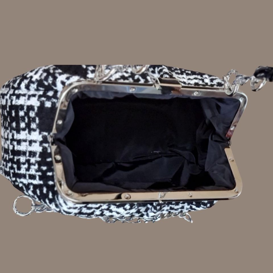 Lilyum Model Siyah Beyaz  Desenli  Kumaş Çanta