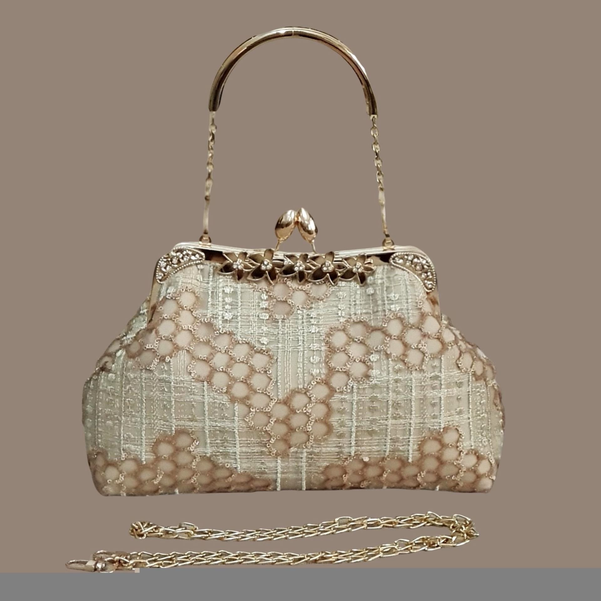 Çiçek Model Capicino Renk Dantel Tasarım Çanta