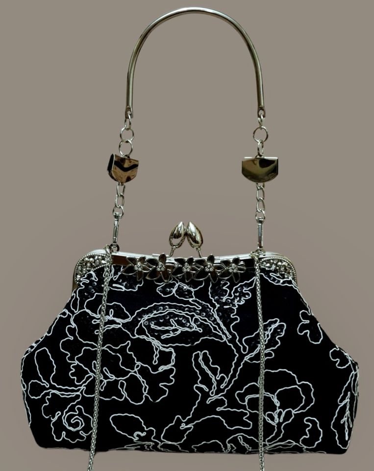 Çiçek Model Siyah Beyaz Dantel Tasarım Çanta