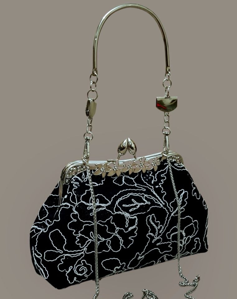 Çiçek Model Siyah Beyaz Dantel Tasarım Çanta