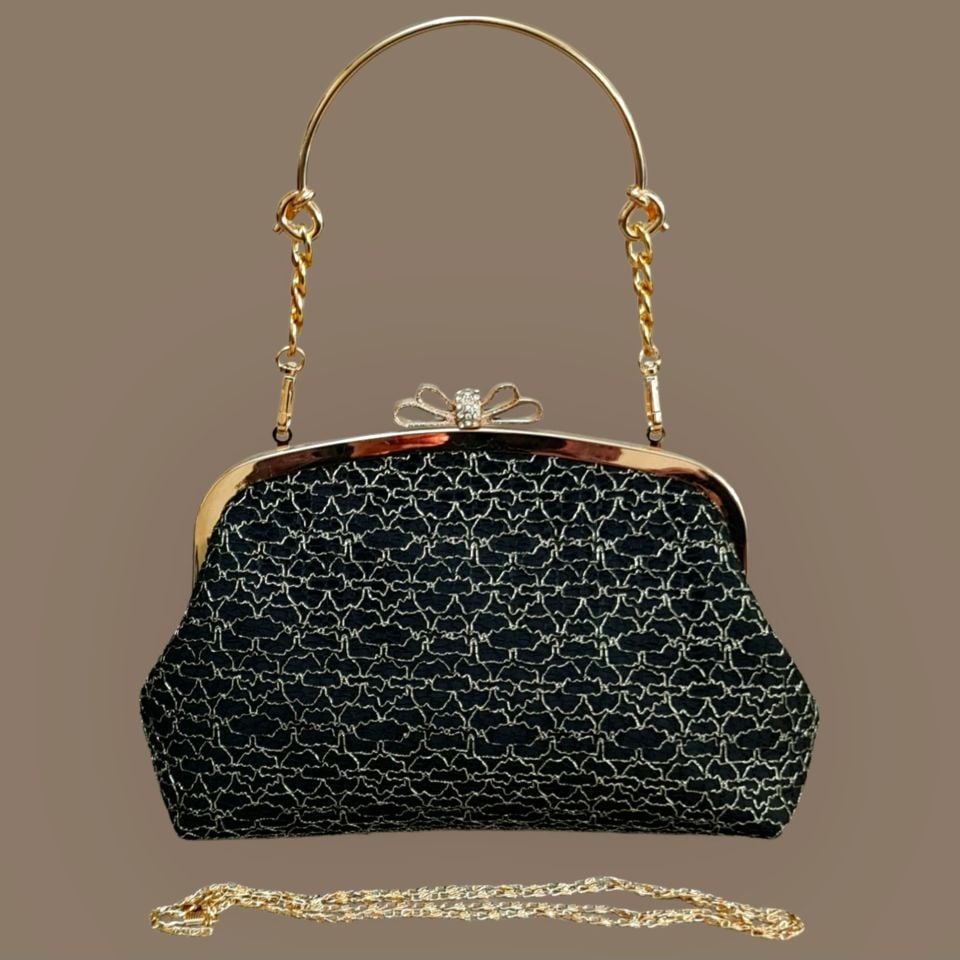 Fiyonk Model Siyah Gold Dantel Tasarım Çanta