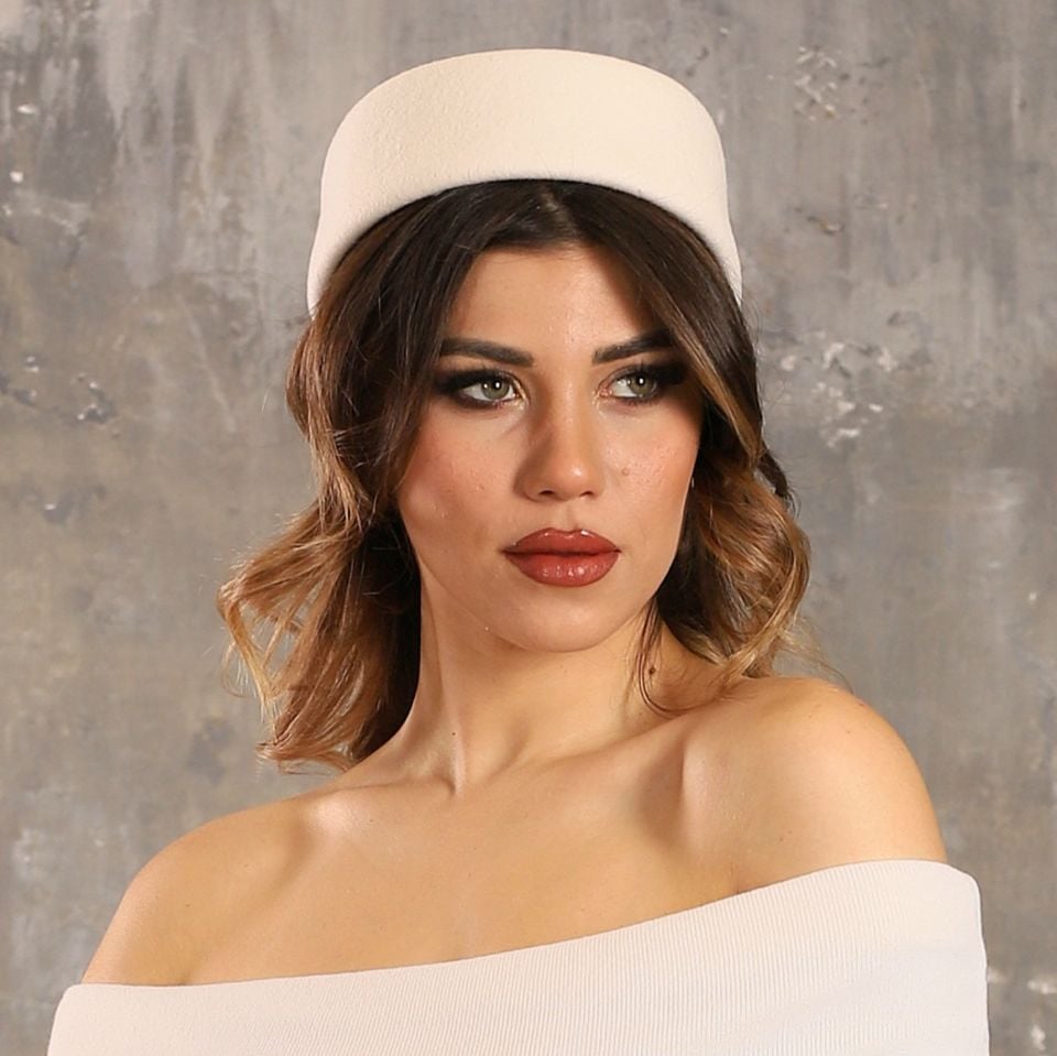 Catherine Krem Renk Vualet Şapka