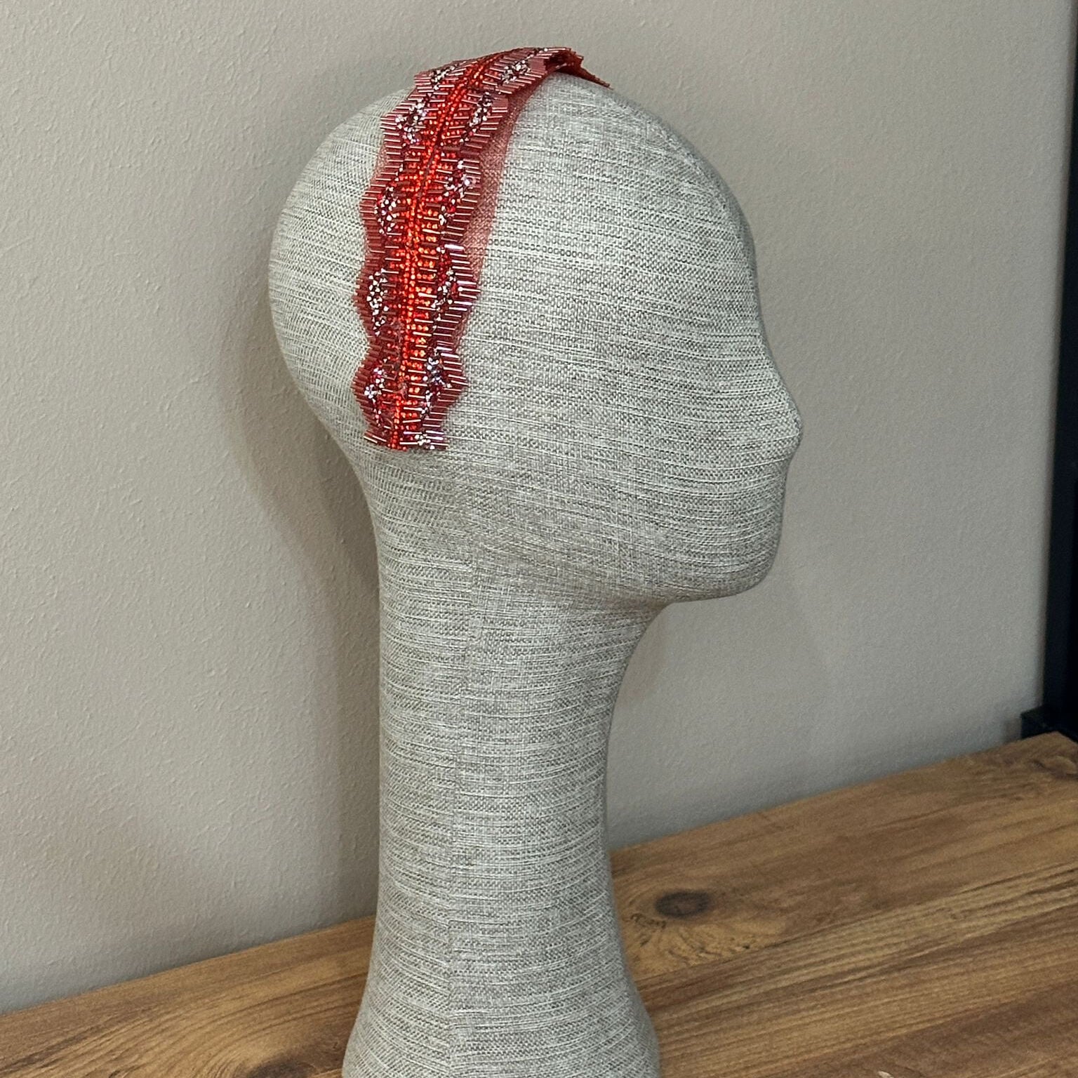 Luna Kırmızı Çocuk Taç