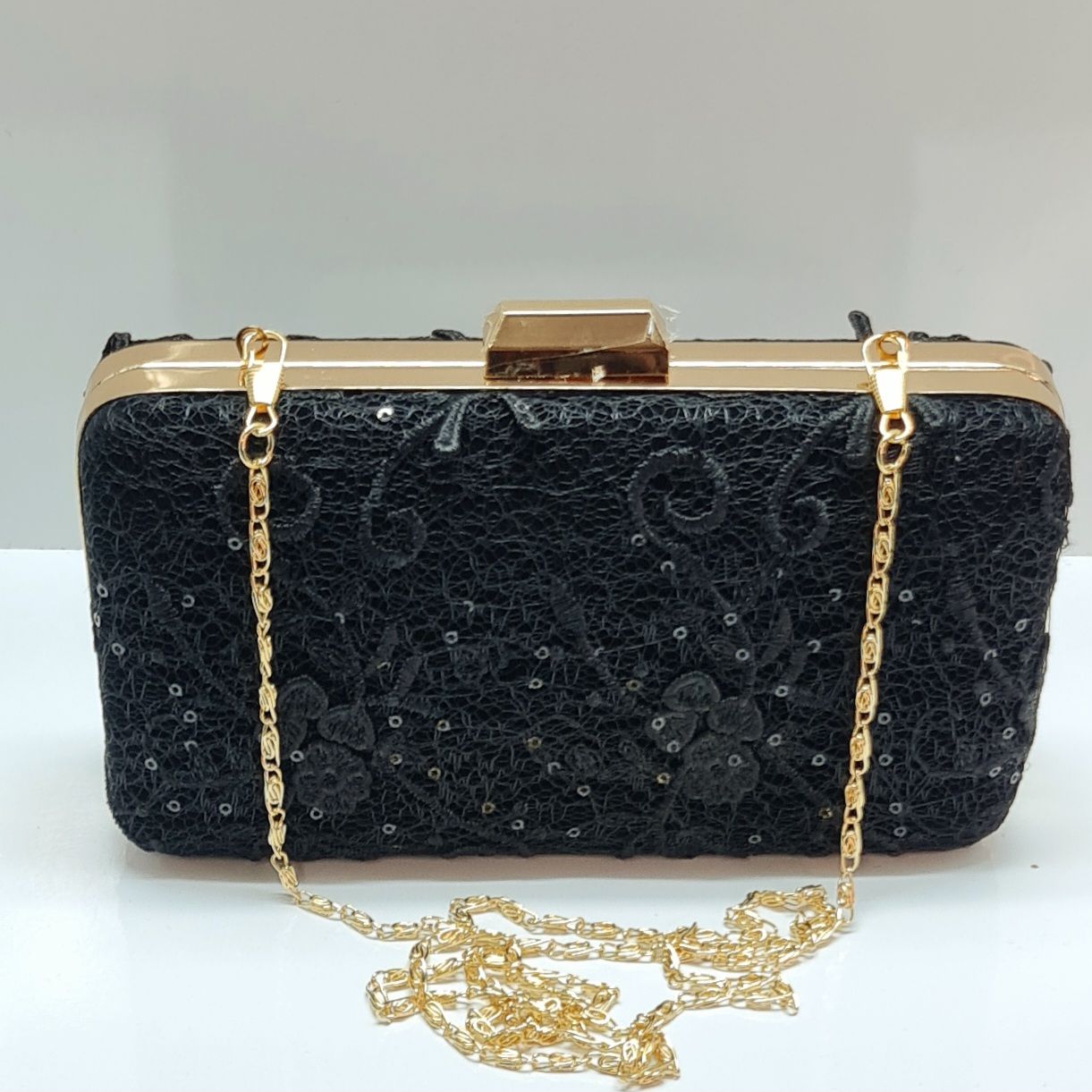 Kutu Model Siyah Renk Dantel Tasarım  Çanta