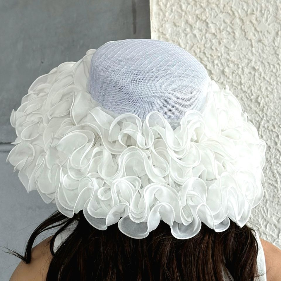 Ember Beyaz Renk Şapka 45 cm